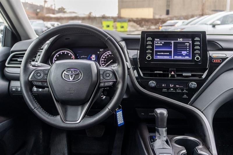 toyota Camry 2023 - 8