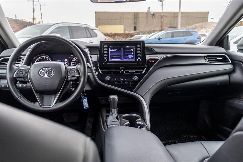 toyota Camry 2023 - 21