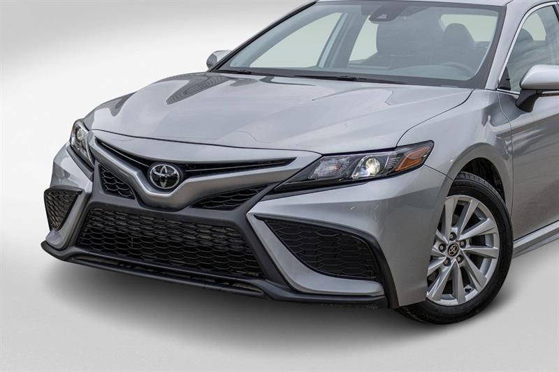 toyota Camry 2023 - 30
