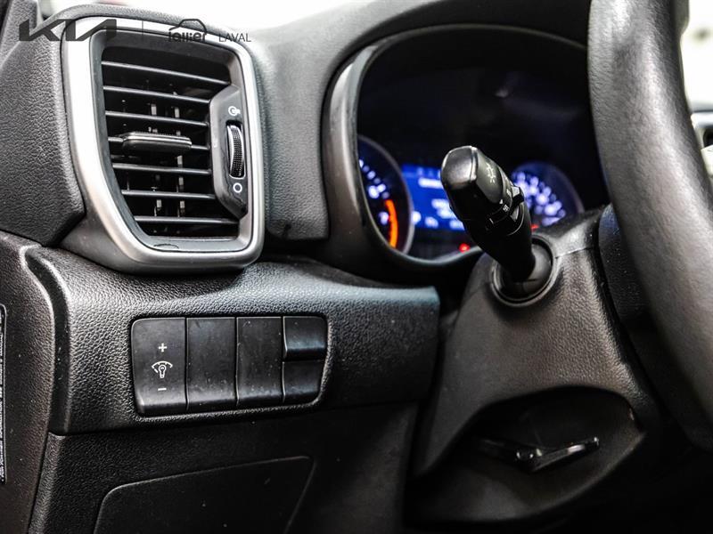 2020 Kia Sportage - Image 20