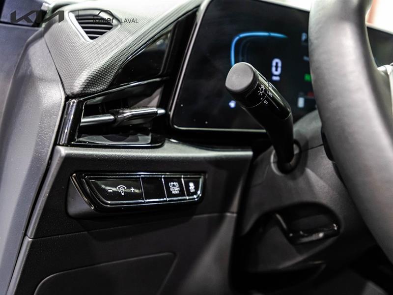 2025 Kia Niro - Image 20