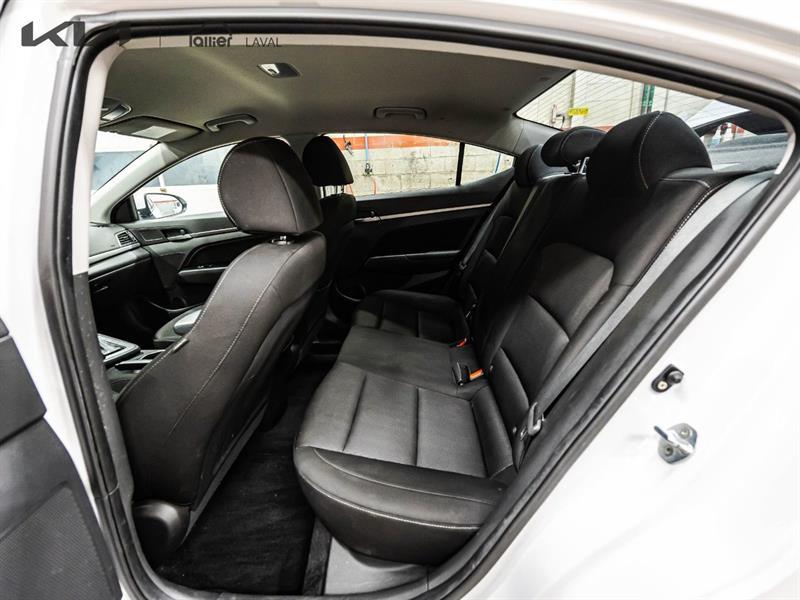 2018 Hyundai Elantra - Image 13