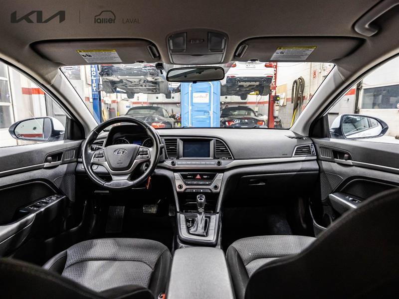 2018 Hyundai Elantra - Image 14