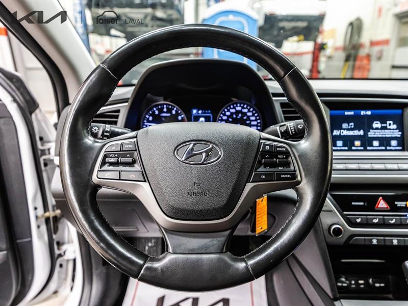 2018 Hyundai Elantra - Image 21
