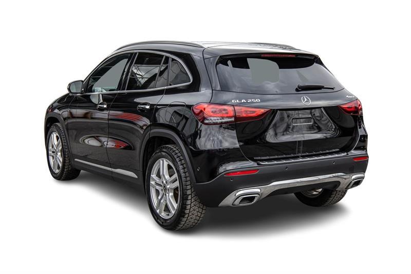 2022 Mercedes-Benz GLA - Image 10