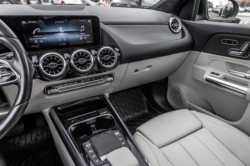 2022 Mercedes-Benz GLA - Image 29