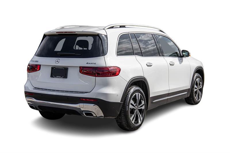 2025 Mercedes-Benz GLB - Image 6