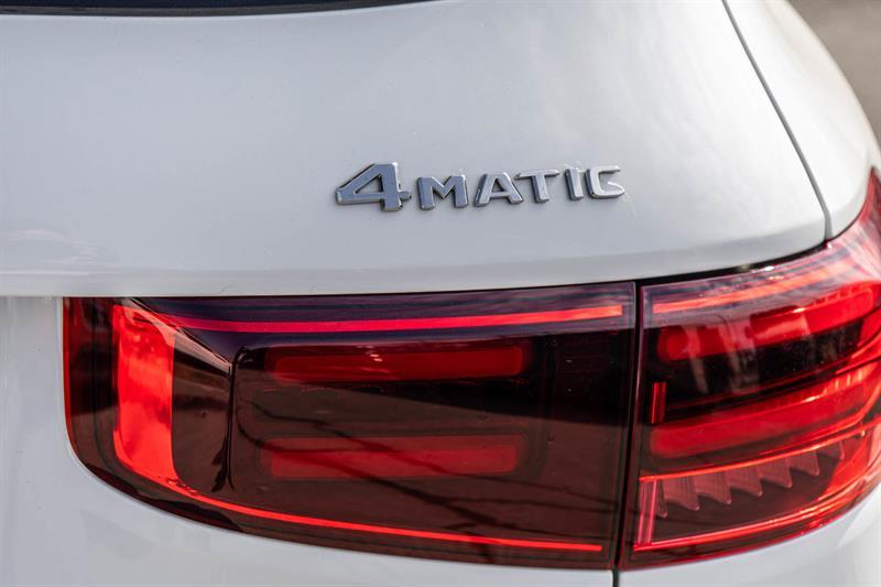 2025 Mercedes-Benz GLB - Image 16