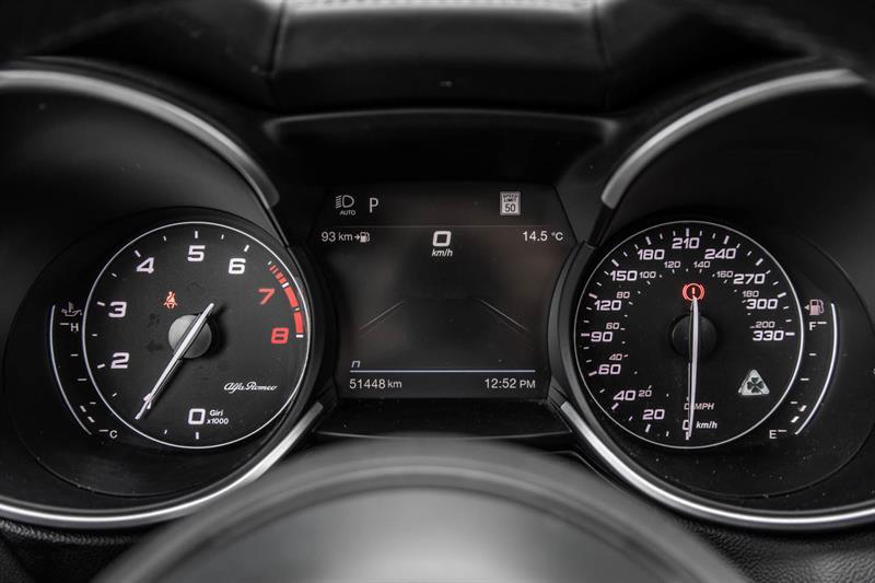 2022 Alfa Romeo Stelvio - Image 23