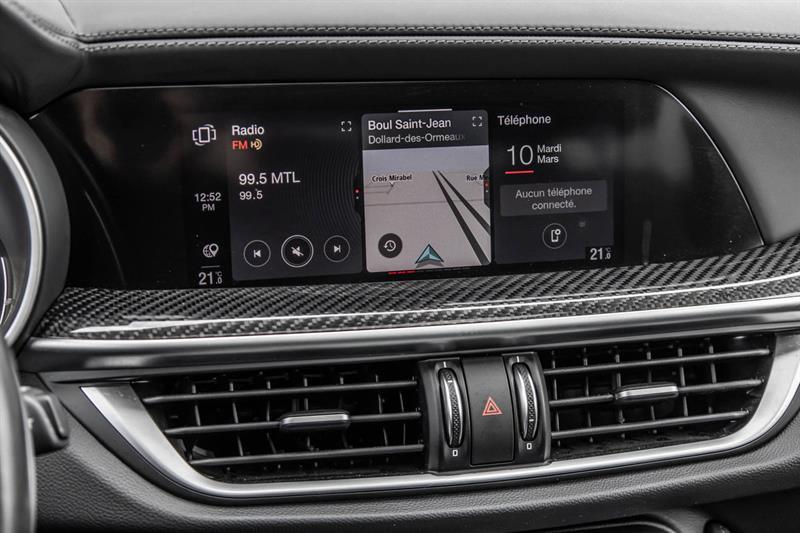 2022 Alfa Romeo Stelvio - Image 27