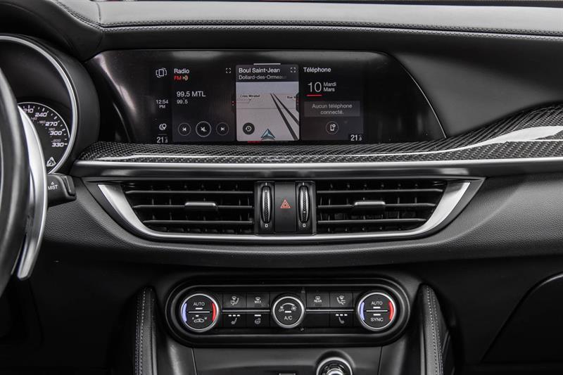 2022 Alfa Romeo Stelvio - Image 37