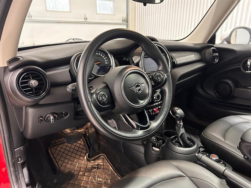 2019 Mini 3 Door - Image 14