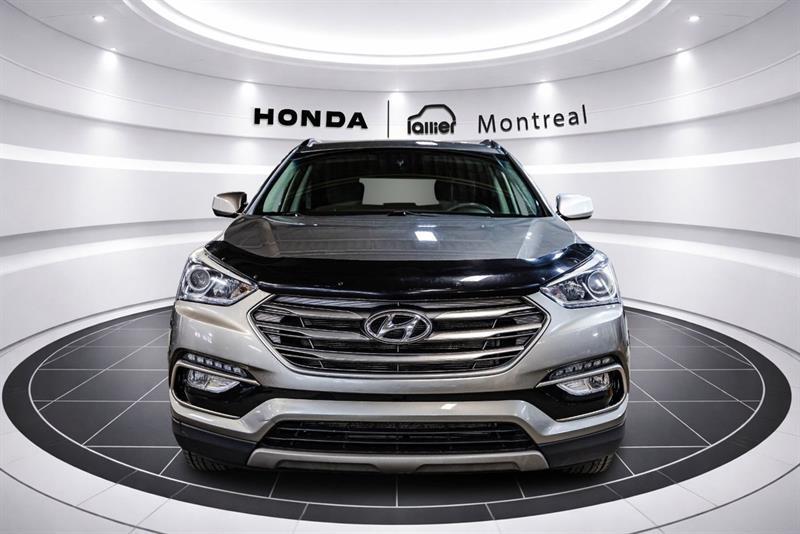 2017 Hyundai Santa Fe - Image 2