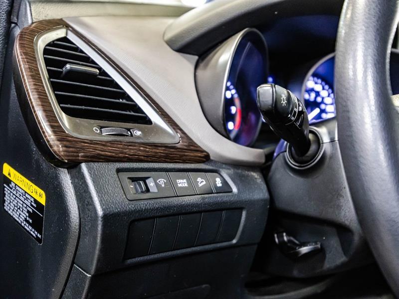 2017 Hyundai Santa Fe - Image 20