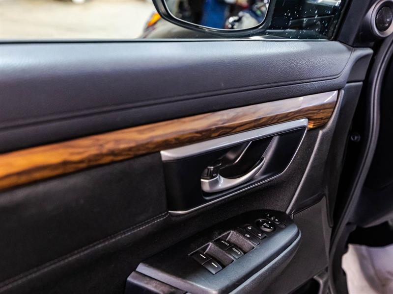 2018 Honda CR-V - Image 11