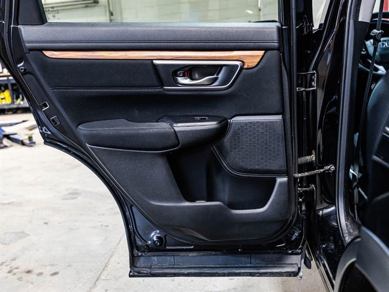 2018 Honda CR-V - Image 12