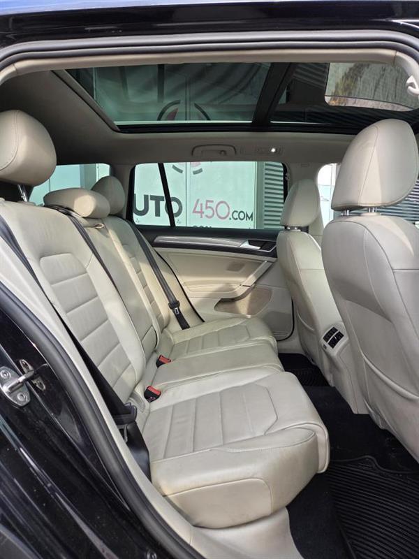 2017 Volkswagen Golf - Image 12