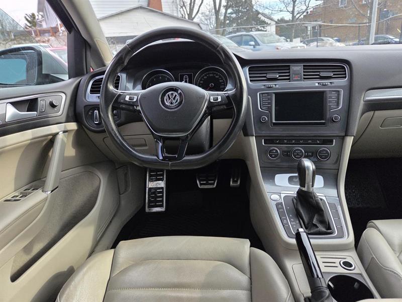 2017 Volkswagen Golf - Image 14