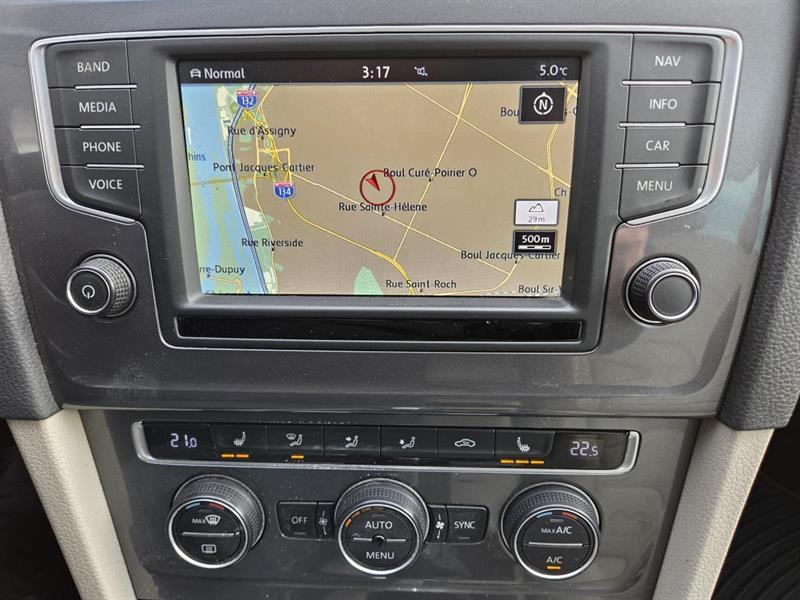 2017 Volkswagen Golf - Image 22