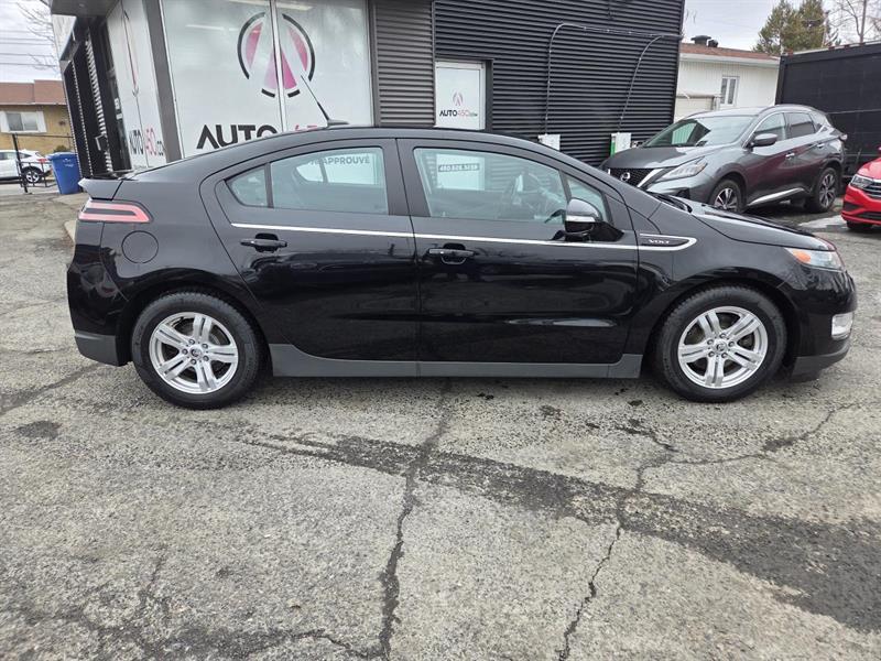 2014 Chevrolet Volt - Image 9