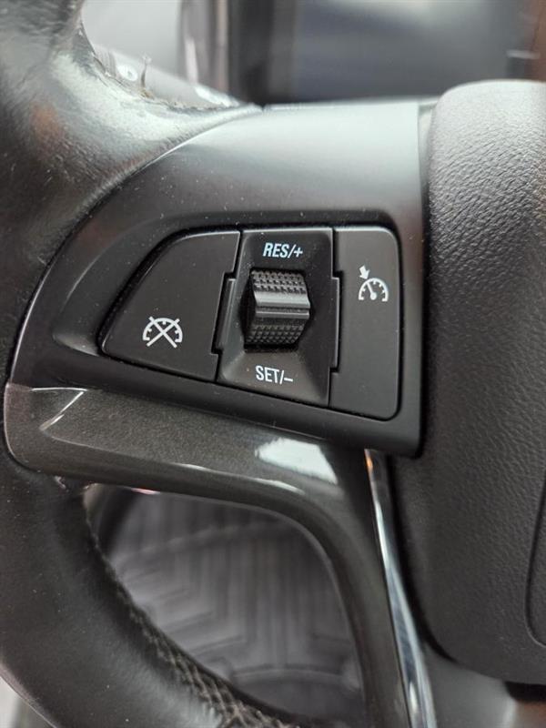 2014 Chevrolet Volt - Image 18