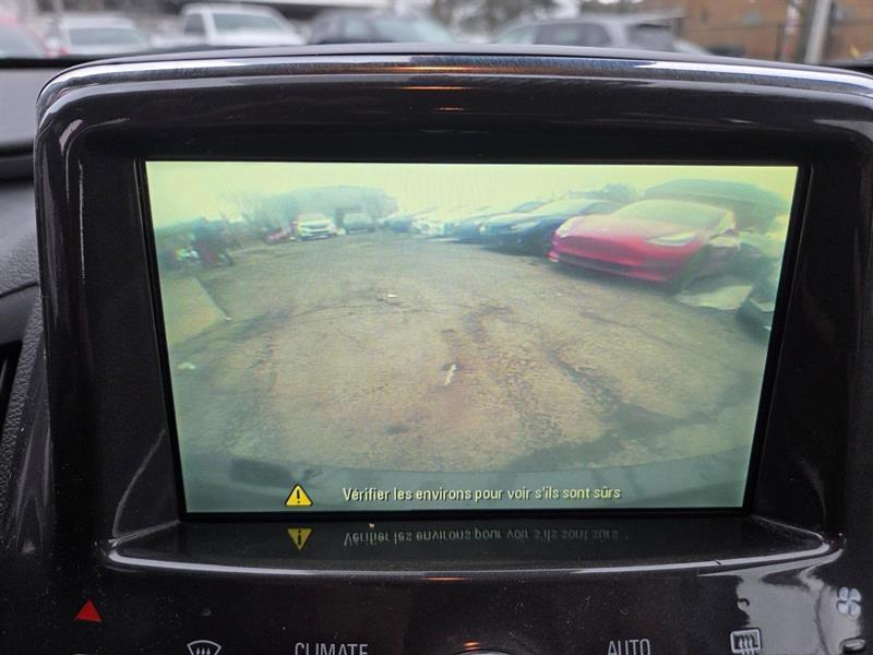 2014 Chevrolet Volt - Image 23