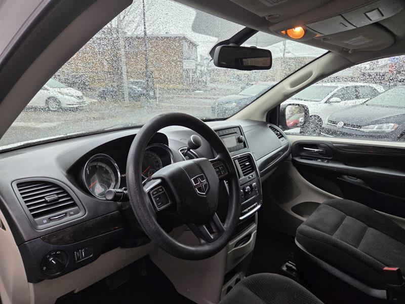 2019 Dodge Grand Caravan - Image 16