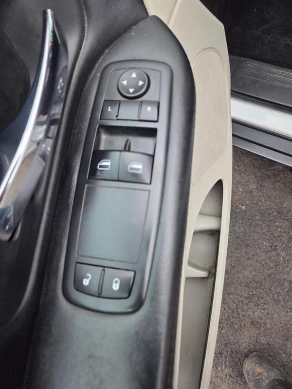 2019 Dodge Grand Caravan - Image 18