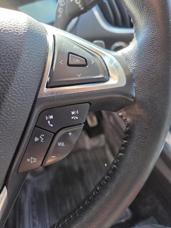 2017 Ford Edge - Image 19