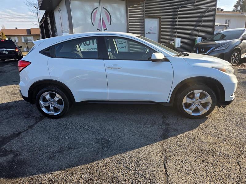 2016 Honda HR-V - Image 9