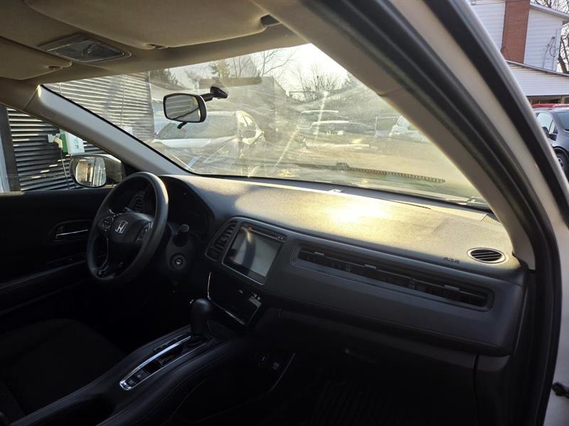 2016 Honda HR-V - Image 10