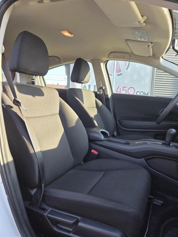 2016 Honda HR-V - Image 11