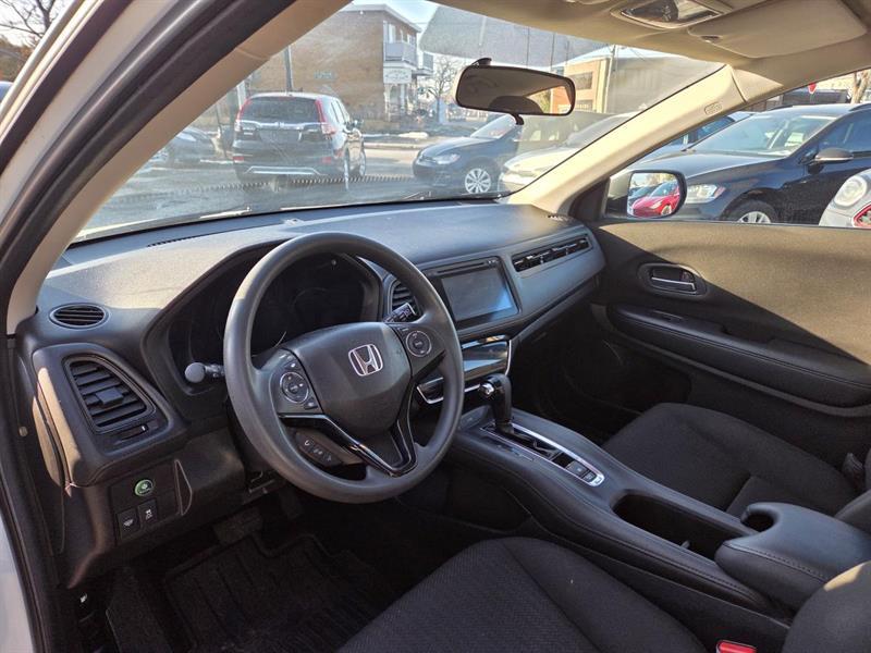 2016 Honda HR-V - Image 15