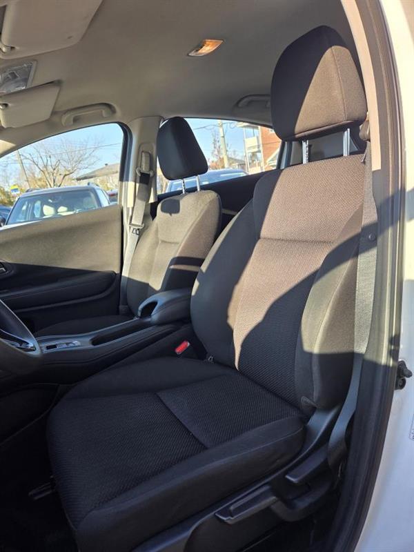 2016 Honda HR-V - Image 16