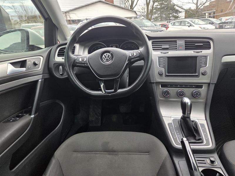 2016 Volkswagen Golf - Image 14