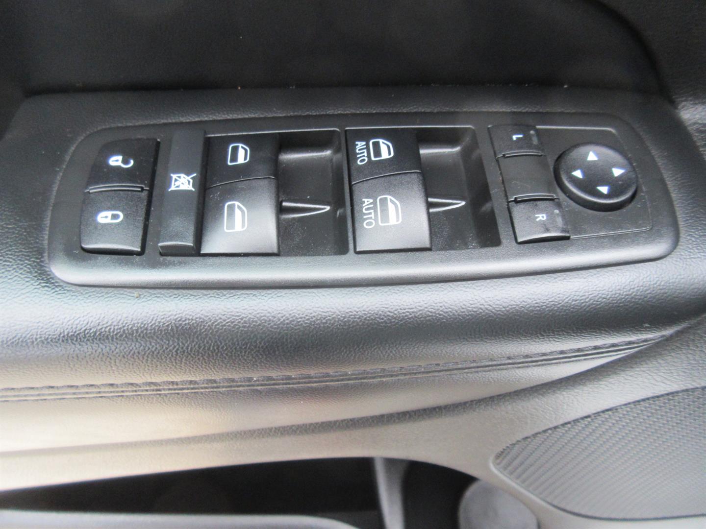 jeep Grand Cherokee 2015 - 28