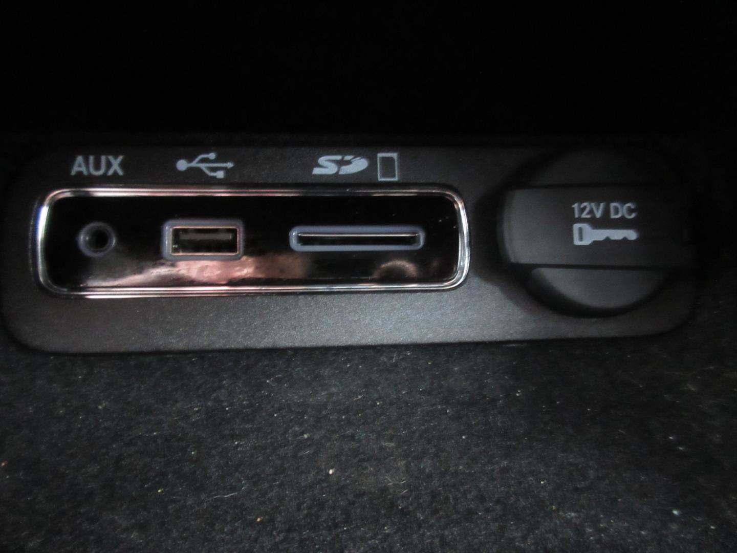 jeep Grand Cherokee 2015 - 33