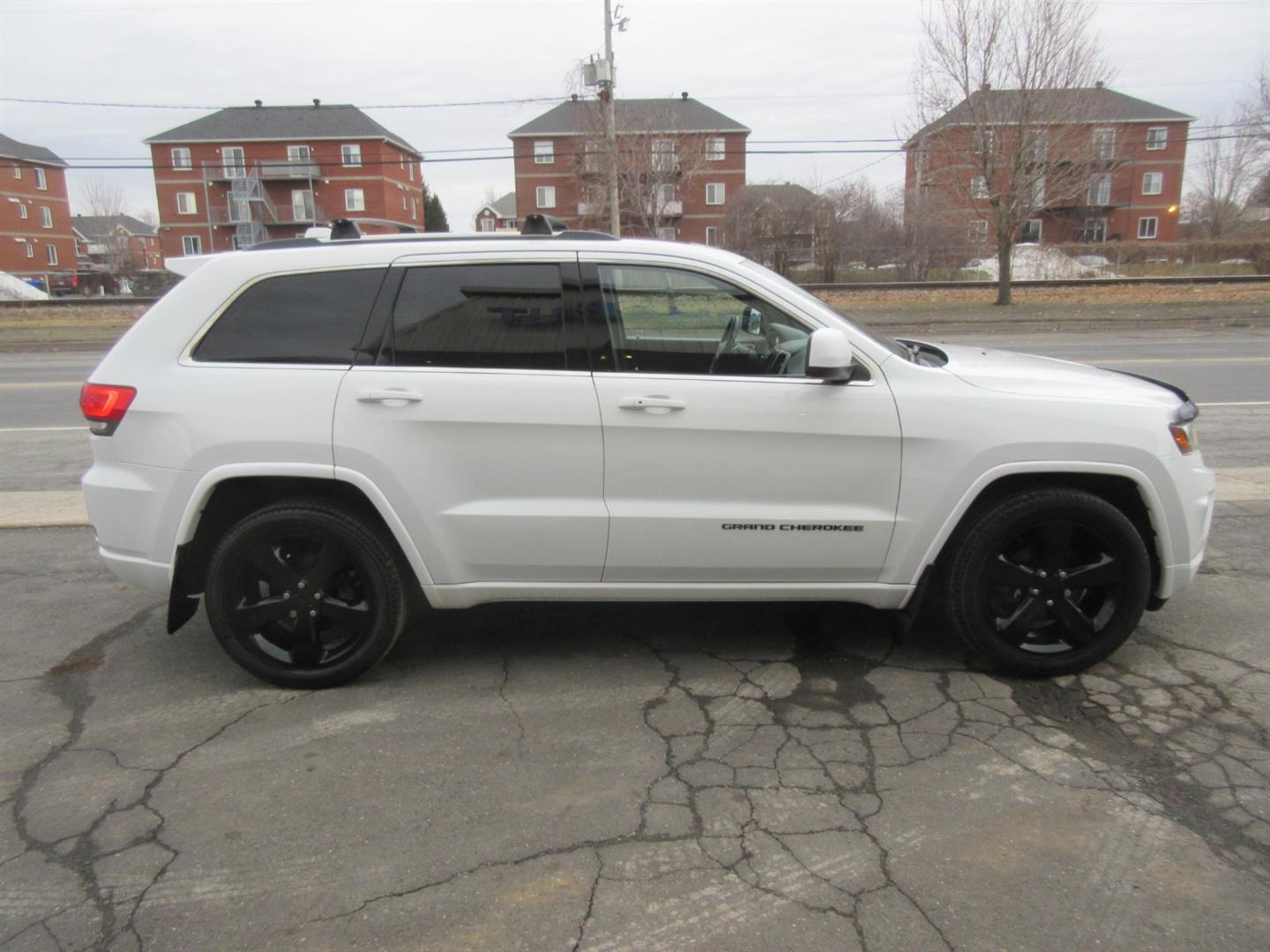 jeep Grand Cherokee 2015 - 11