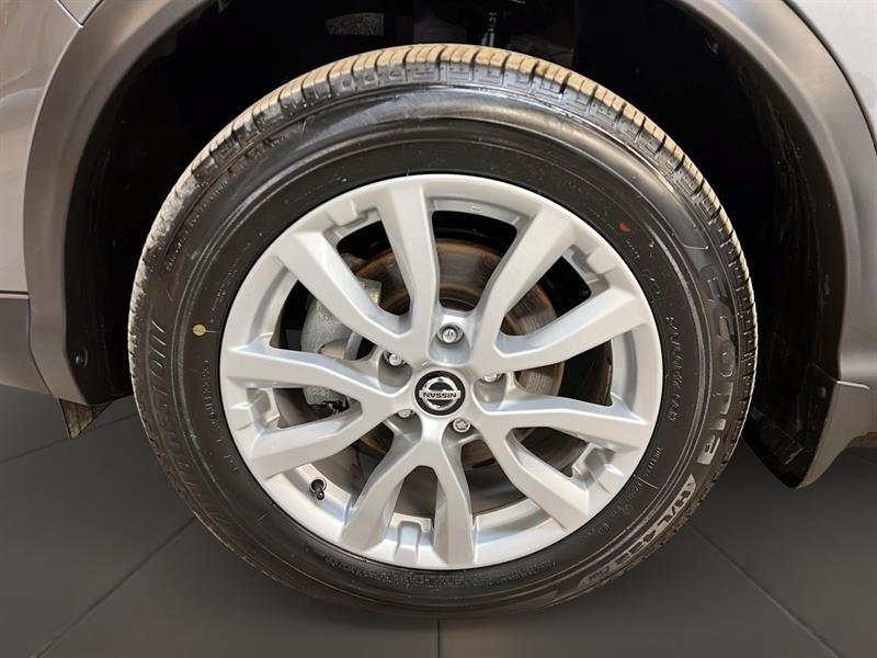 nissan Qashqai 2023 - 25