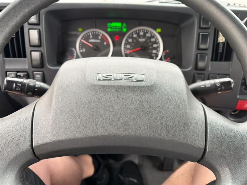 isuzu NQR 2018 - 18