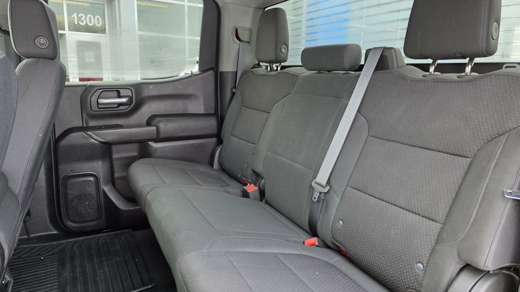 chevrolet Silverado 1500 2020 - 16