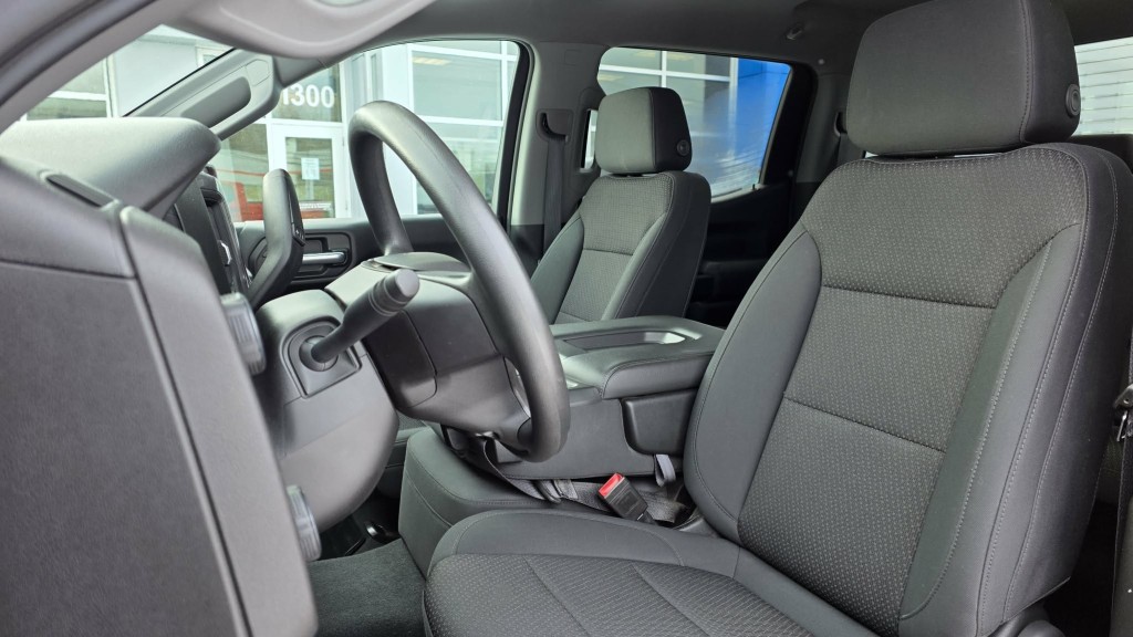 chevrolet Silverado 1500 2020 - 18