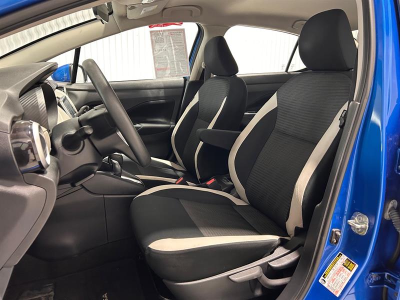 nissan Versa 2021 - 13