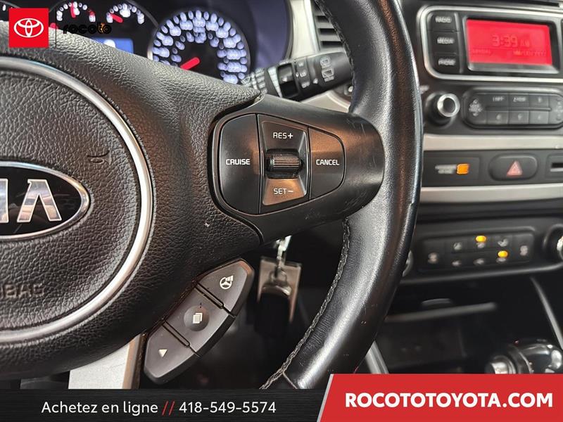 kia Rondo 2015 - 14
