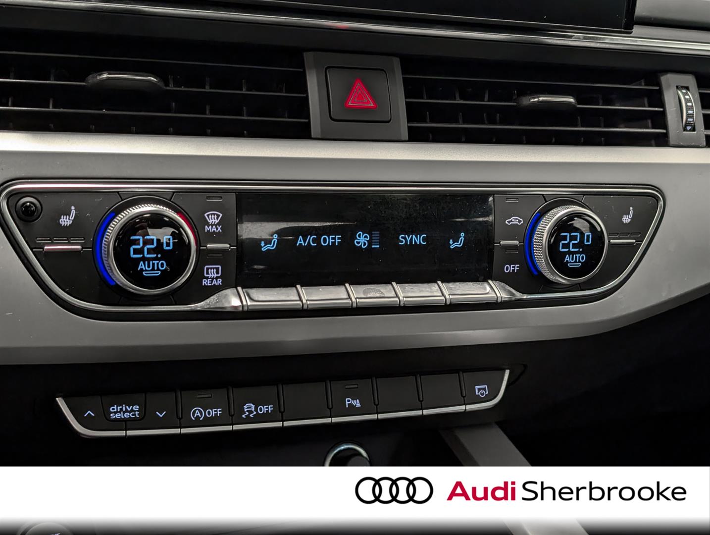 audi berline A4 2021 - 17