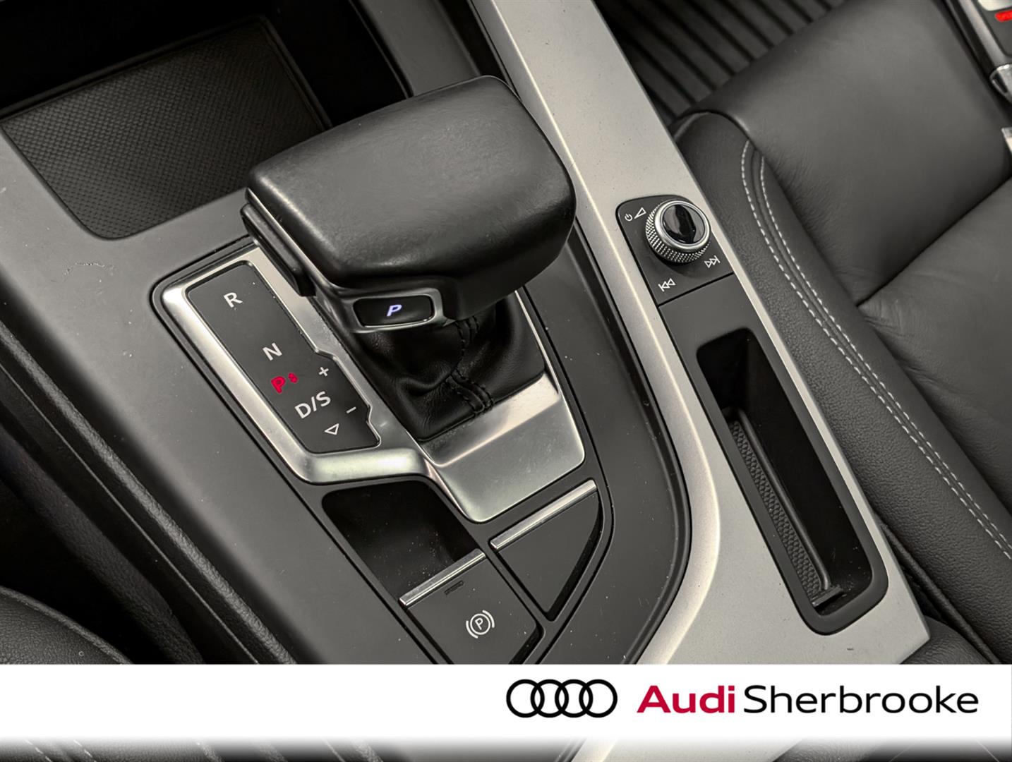 audi berline A4 2021 - 18
