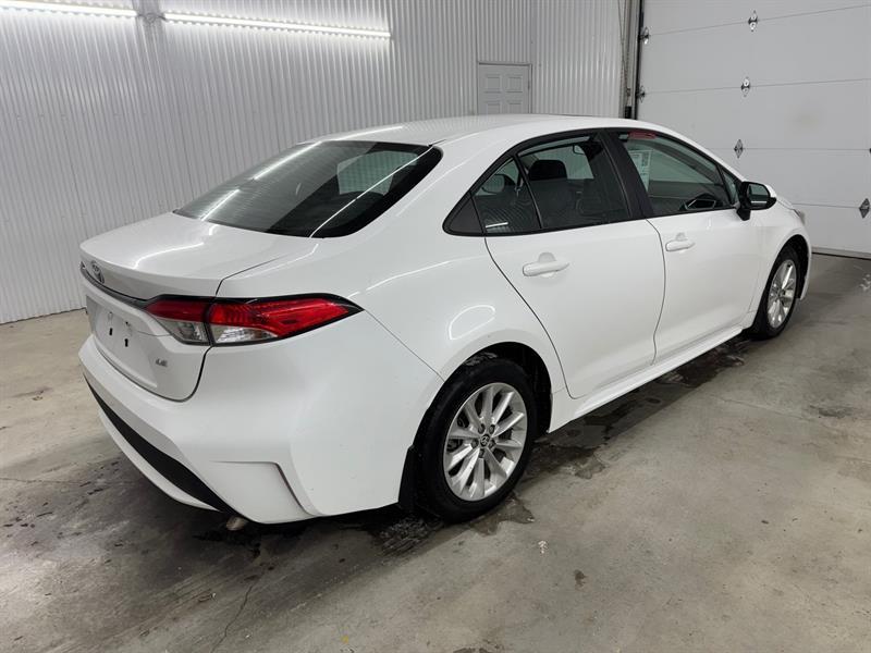 2022 Toyota Corolla - Image 4