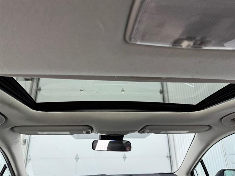 2022 Toyota Corolla - Image 14