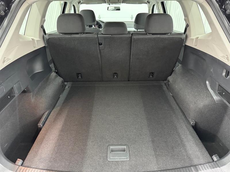 2021 Volkswagen Tiguan - Image 17