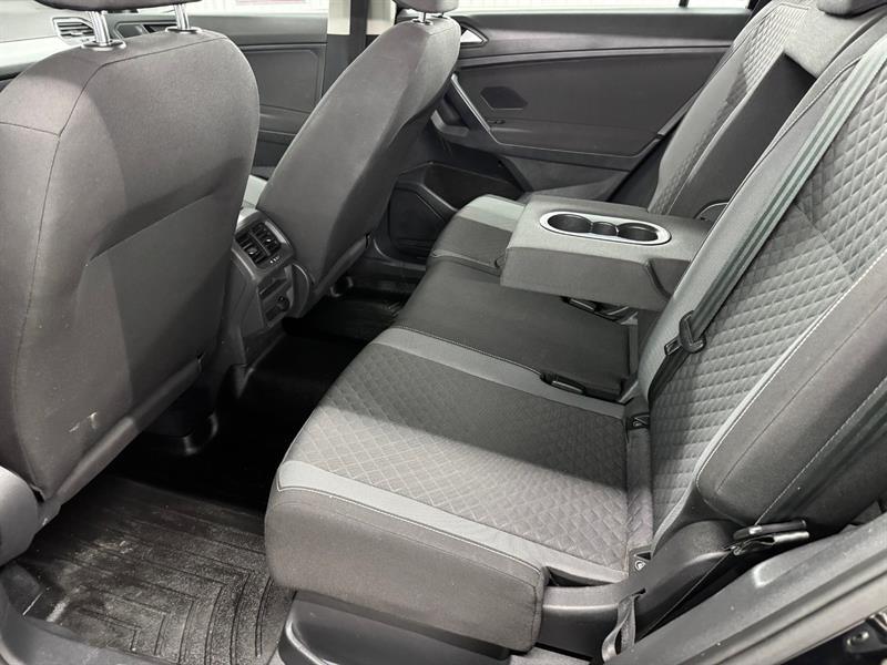 2021 Volkswagen Tiguan - Image 21